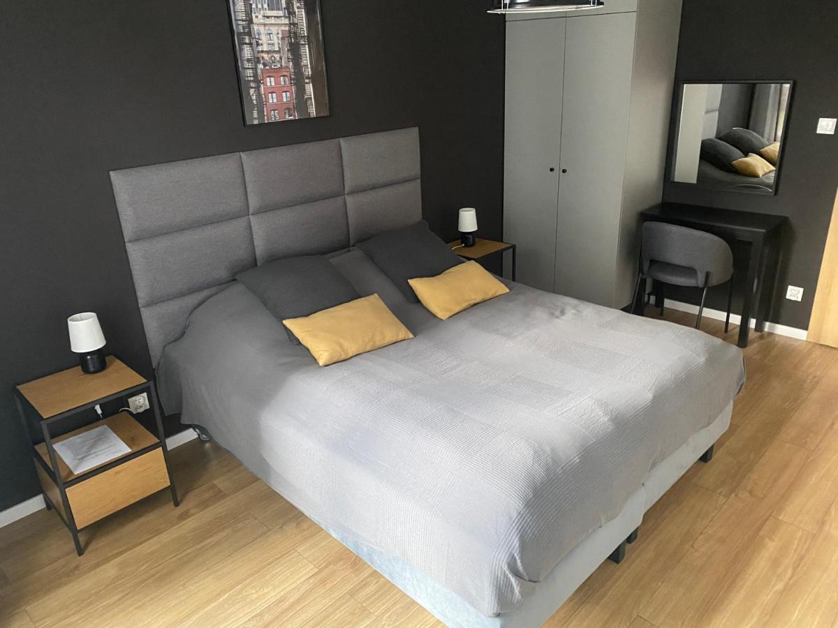 Apartamenty Bruno I Bianca W Symphony Modern Tower Gdynia 2 I 3 Pietro Exterior photo